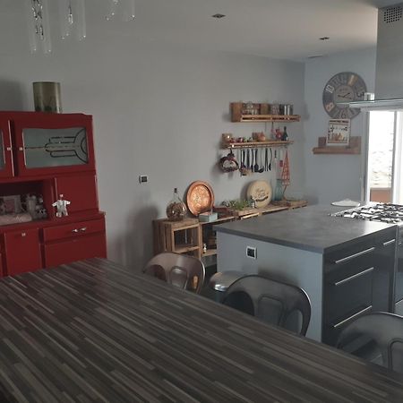 Maison De Village Avec Sa Charmante Petite Cour Interieure Fleury  Ngoại thất bức ảnh